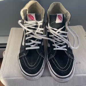 Womens Black high top Vans